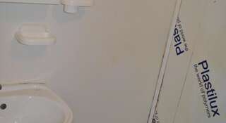 Гостевой дом Inn Domik U Morya Саки Двухместный номер с 2 отдельными кроватями и душем-7